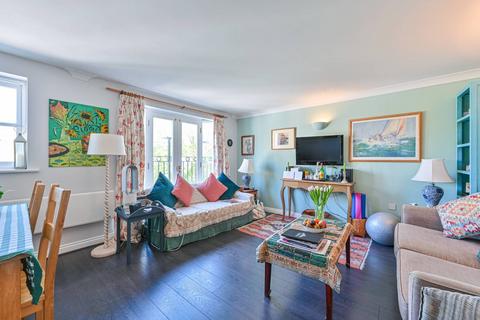 Draymans Court, Stockwell, London, SW9