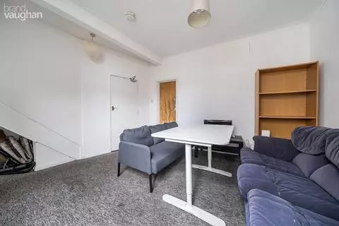5 bedroom terraced house to rent - View 3