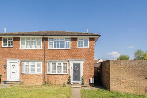 3 bedroom semi-detached house for sale, Fairlawns, Sunbury-On-Thames TW16