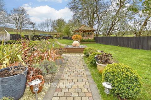 Crown Hill, Waltham Abbey EN9
