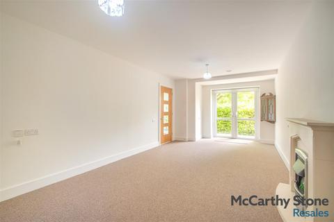 1 bedroom apartment for sale, Peel Court, College Way, Welwyn Garden City, Hertfordshire, AL8 6DG