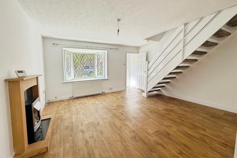 3 bedroom semi-detached house to rent, Woodvale Close, Lincoln LN6