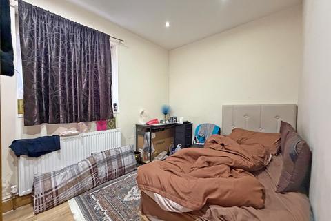 4 bedroom terraced house for sale, Church Road, London, London, E12