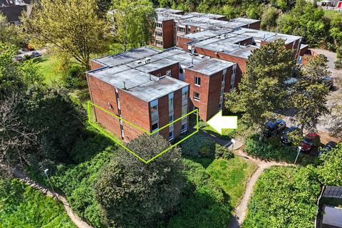 2 bedroom ground floor flat for sale, Sandy Hollow, Wolverhampton WV6