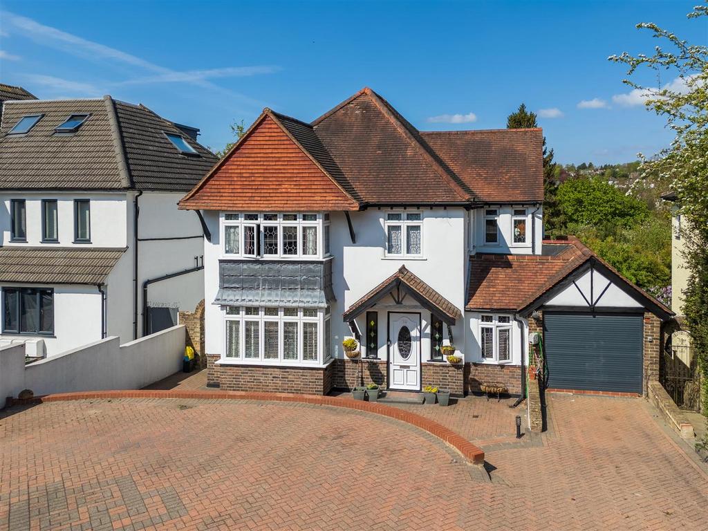 House exterior, driveway