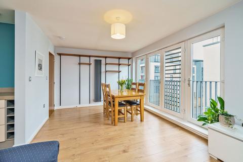 undefined, 32/7 Kimmerghame Drive, Edinburgh, EH4 2GJ