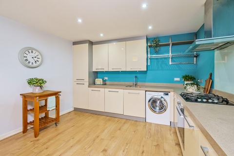 undefined, 32/7 Kimmerghame Drive, Edinburgh, EH4 2GJ