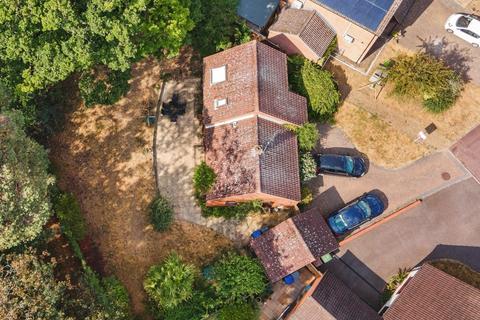 3 bedroom chalet for sale, St. Andrews Drive, Fornham St. Martin, Bury St. Edmunds