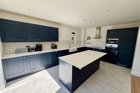4 bedroom detached house for sale, Meadow View, Ashford TN25