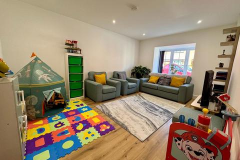 4 bedroom detached house for sale, Meadow View, Ashford TN25