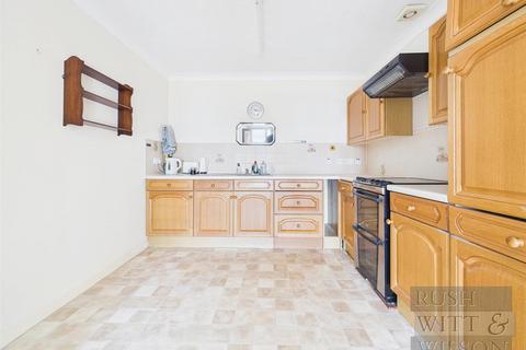 1 bedroom retirement property for sale, Marina, Bexhill-On-Sea