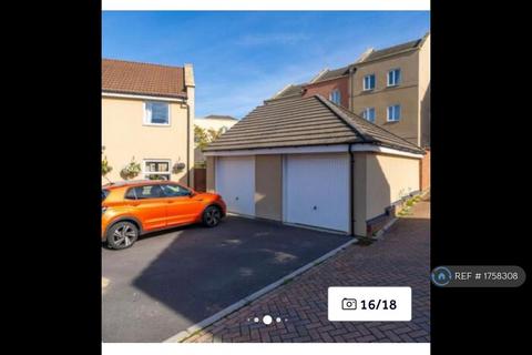4 bedroom end of terrace house to rent, Fairford Road, Cheltenham, GL52