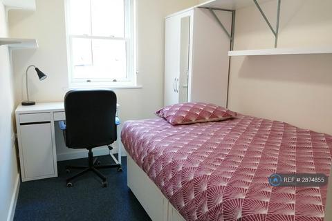 1 bedroom in a flat share to rent, Moss Yard, Leamington Spa, CV31
