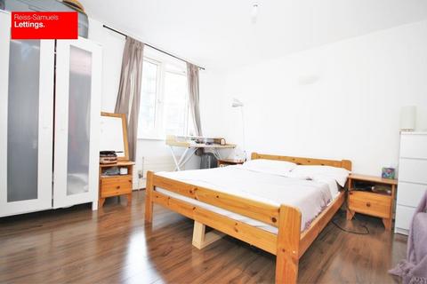 undefined, Westferry Road, Canary Wharf, London E14