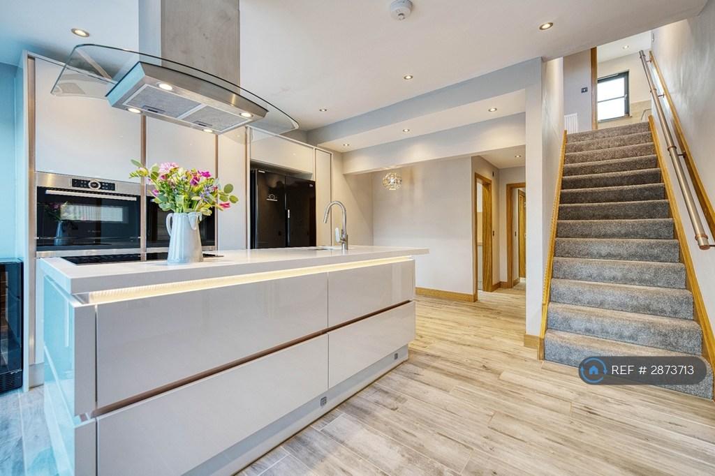House in Milton of Campsie, East Dunbartonshire - View 5