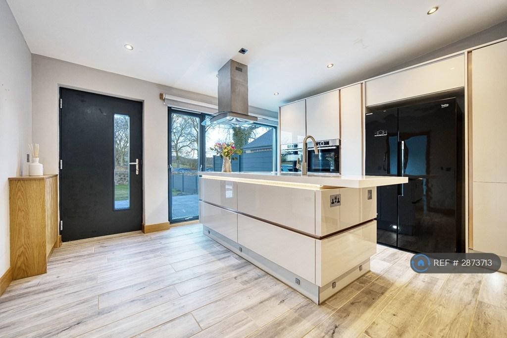 House in Milton of Campsie, East Dunbartonshire - More