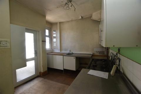 3 bedroom end of terrace house for sale, Henry Street, Church, Accrington, Lancashire, BB5