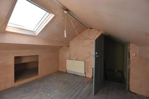 3 bedroom end of terrace house for sale, Henry Street, Church, Accrington, Lancashire, BB5