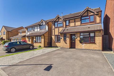 5 bedroom detached house for sale, Foxleigh Crescent, Longlevens, Gloucester