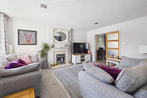 5 bedroom detached house for sale, Foxleigh Crescent, Longlevens, Gloucester