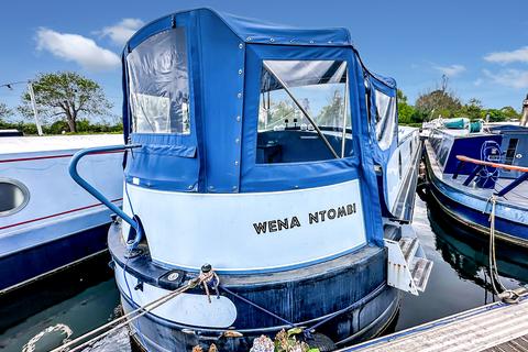 1 bedroom houseboat for sale, Portsmouth Road, Surbiton KT6