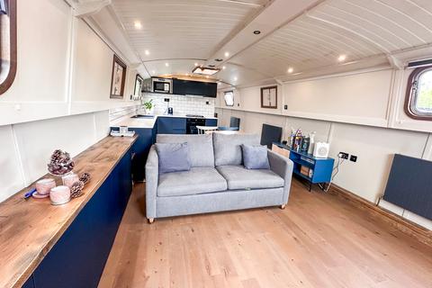 1 bedroom houseboat for sale, Portsmouth Road, Surbiton KT6