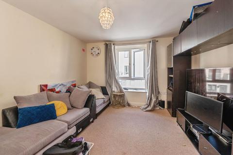 4 bedroom terraced house for sale, Draper Close, Grays, Essex, RM20