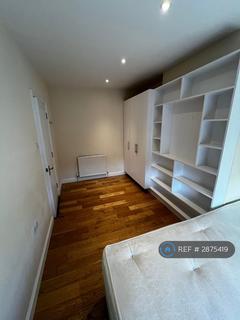 2 bedroom flat to rent, Lower Addiscombe Road, Croydon, CR0