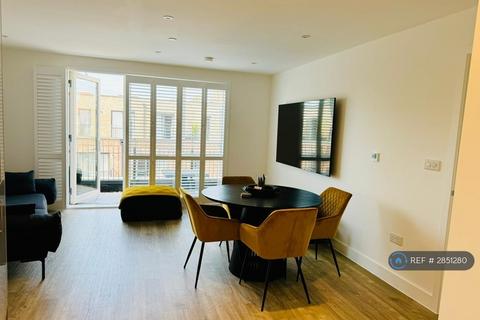 1 bedroom penthouse to rent, Printworks Drive, Norwich, NR3