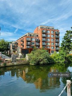 1 bedroom penthouse to rent, Printworks Drive, Norwich, NR3