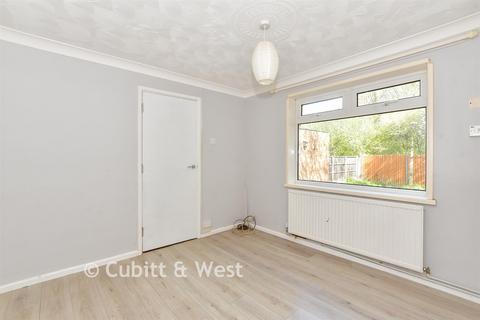 3 bedroom terraced house for sale, Winterslow Drive, Havant PO9