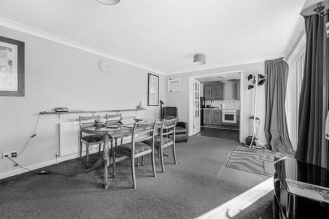 2 bedroom detached house to rent, Harpes Road, North Oxford