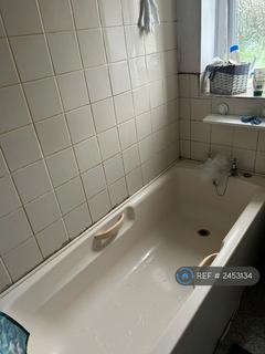 1 bedroom in a flat share to rent, Brereton Close, Norwich, NR5