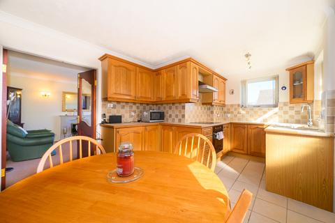 4 bedroom detached bungalow for sale, Newton-Le-Willows WA12