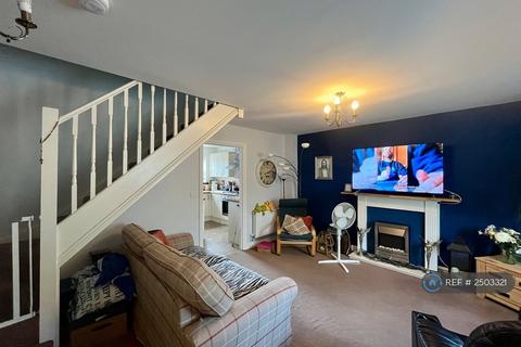 3 bedroom terraced house to rent, Sarnia Court, Leominster, HR6