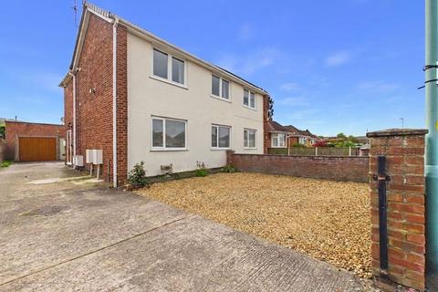 undefined, Lambert Gardens, Cheltenham GL51