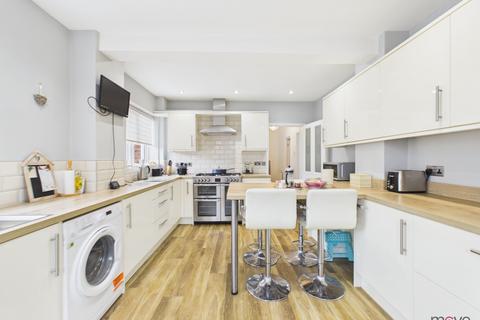 undefined, Lambert Gardens, Cheltenham GL51