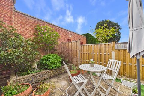 undefined, Lambert Gardens, Cheltenham GL51