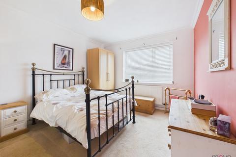 undefined, Lambert Gardens, Cheltenham GL51