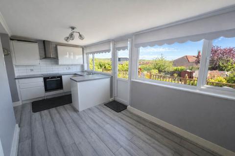 3 bedroom end of terrace house for sale, Havering Road, Romford RM1