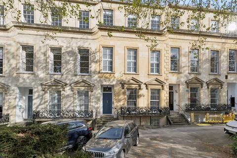 3 bedroom apartment for sale, Royal Parade, Cheltenham, Gloucestershire, GL50