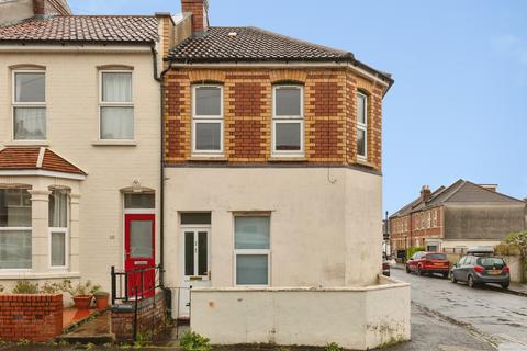 2 bedroom flat for sale, Springfield Avenue, Bristol, BS7