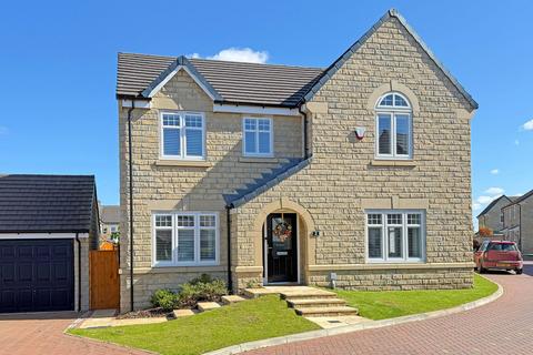 4 bedroom detached house for sale, Spruisty Green, Killinghall, HG3