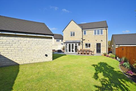 4 bedroom detached house for sale, Spruisty Green, Killinghall, HG3