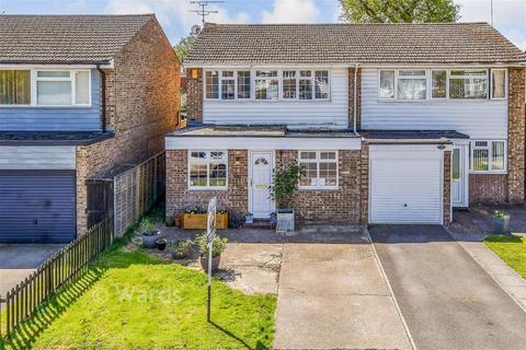 4 bedroom semi-detached house for sale, Knaves Acre, Headcorn TN27