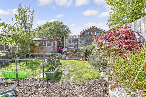 4 bedroom semi-detached house for sale, Knaves Acre, Headcorn TN27
