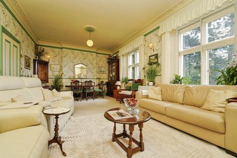 4 bedroom semi-detached house for sale, Wells Road, Malvern