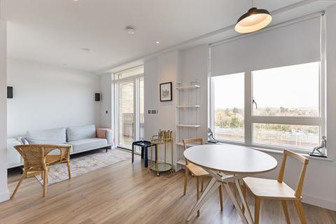 Studio to rent, Merrion Avenue Stanmore HA7