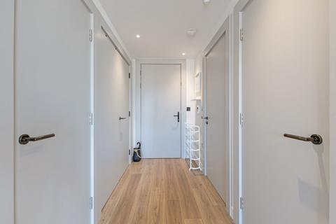 Studio to rent, Merrion Avenue Stanmore HA7