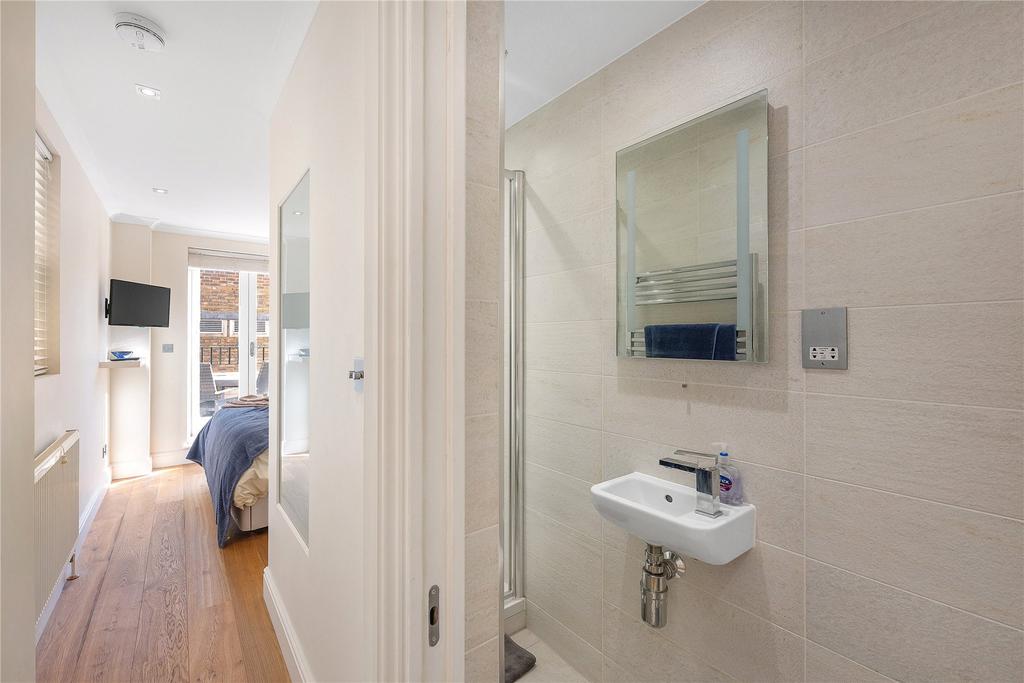 Apartment in London - More